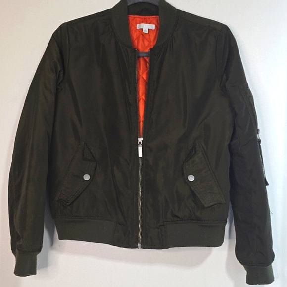 Set of 2 Bomber Jackets Black and Green - Picture 2 of 13